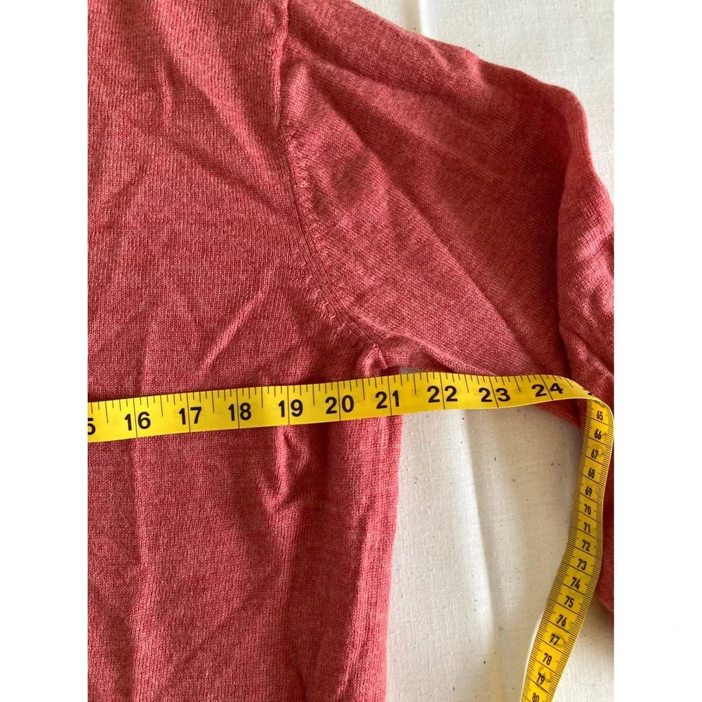 Raffi  Mens Extra Fine Merino Wool V-Neck Sweater Coral Pink Large